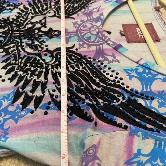 Roar tshirt. Size m - Picture 11 of 11